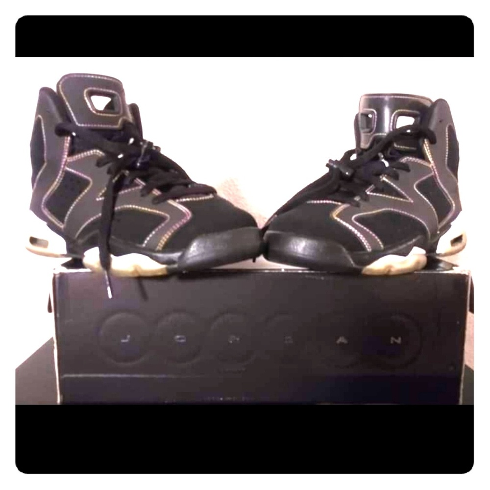 Jordan 6 Retro